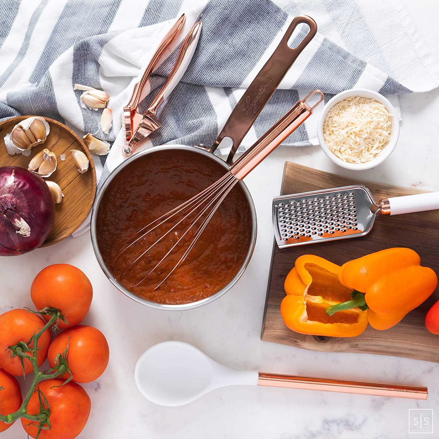 17-Piece White & Copper Kitchen Utensil Set with Holder