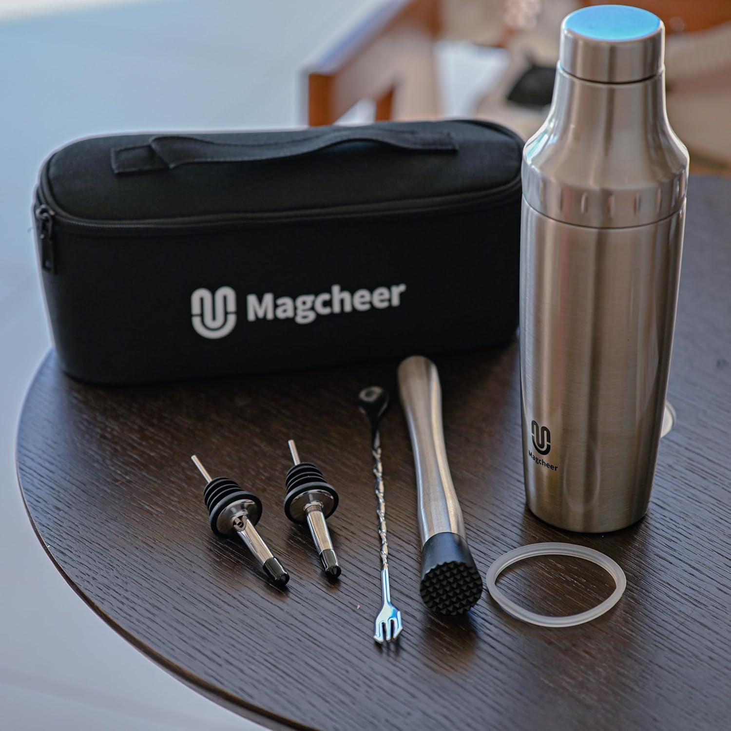 30 oz. Stainless Steel Cocktail Shaker Set, Vacuum Insulated Martini Shaker with Strainer & Jigger Lid