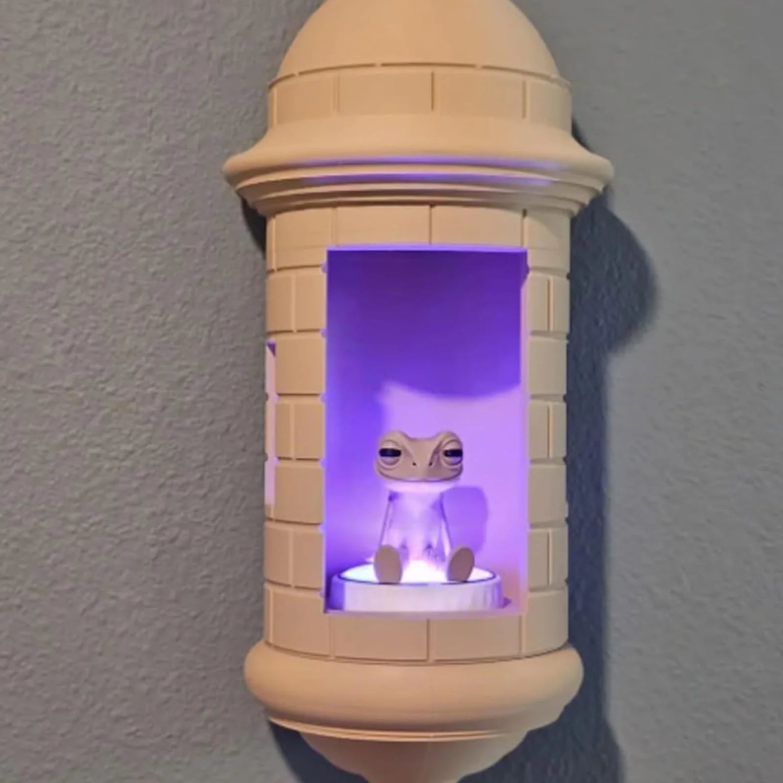 Puerto Rican Garita Wall Coqui Lamp, Puerto Rican Frog Lamp