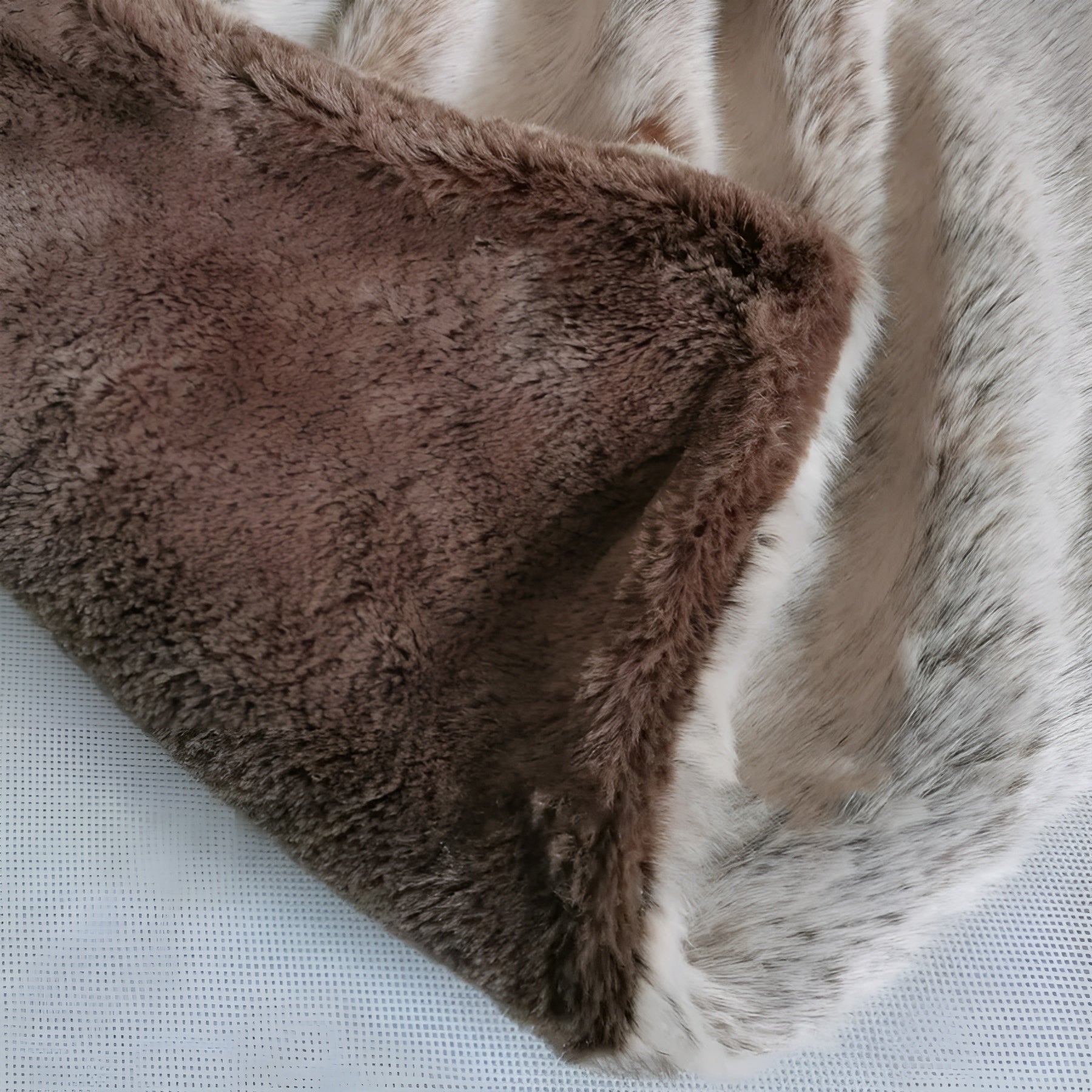 Long Wool Double - Layer Blanket Thickened Artificial Wool Warmth with Luxurious Soft Comfort - Alpaca House