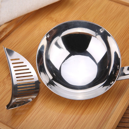 Kitchen Colander & Stainless Steel Spoon