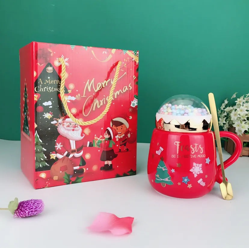 Christmas Mug Set with Lid & Spoon