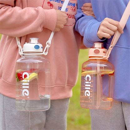 Large Capacity Tritan Water Bottle (1.5L+): Stay Hydrated with Your Favorite Infusions!