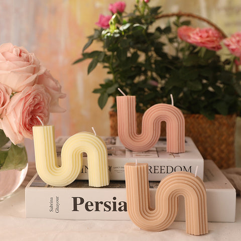 Modern Wavy Arch Scented Candle