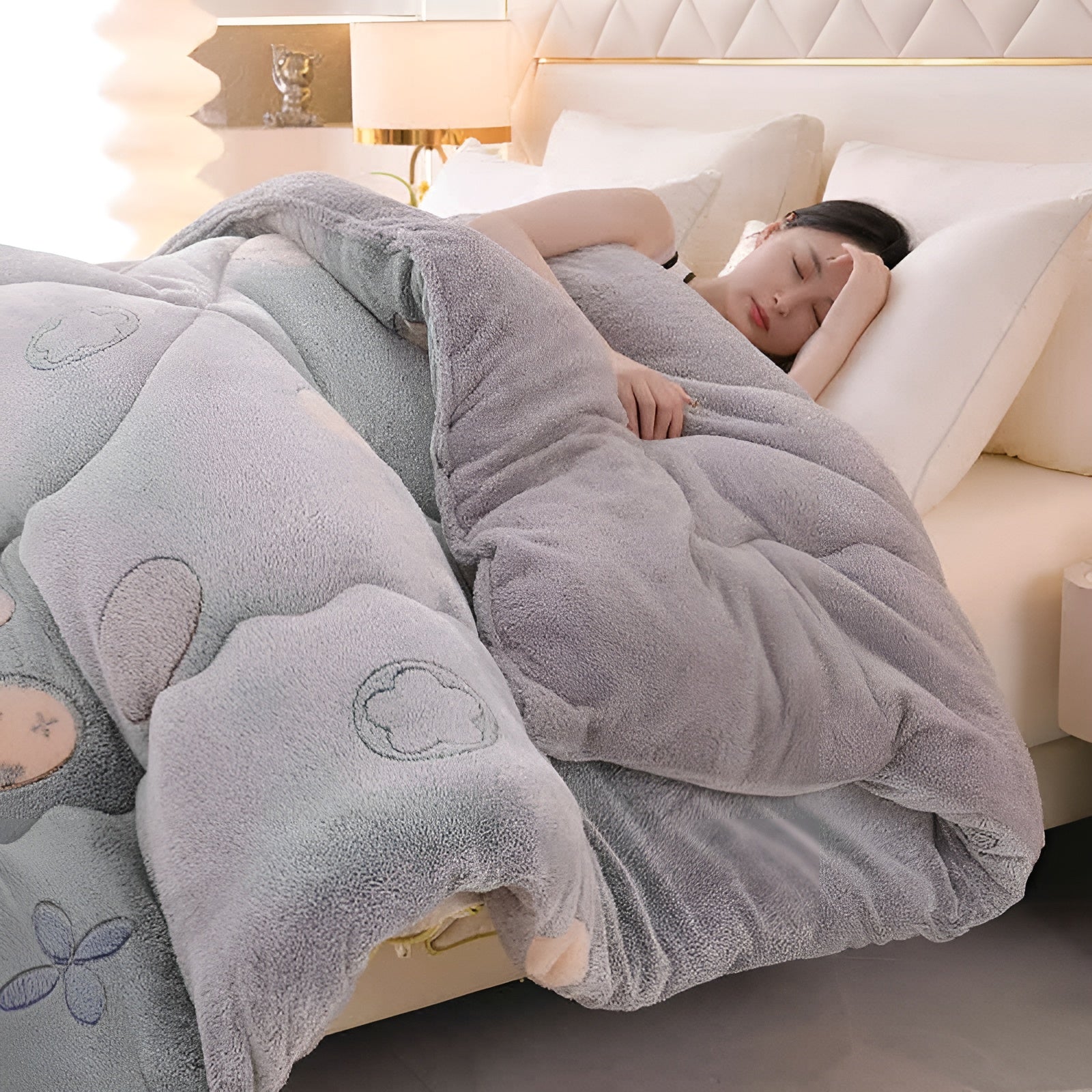 Lamb Wool Winter Blanket Thick Single - Person Warmth with Luxurious Soft Comfort - Alpaca House